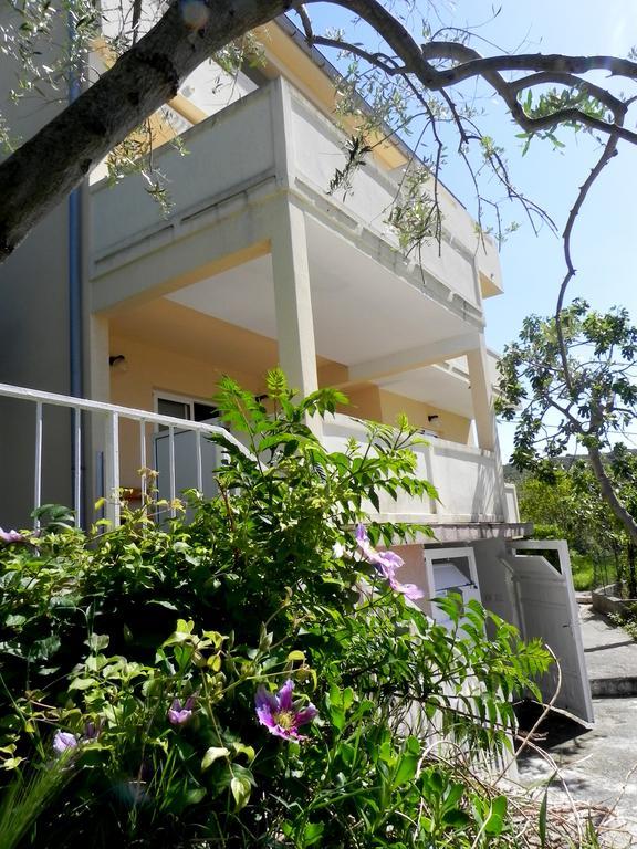 Apartments Kampor Damira ラブ エクステリア 写真